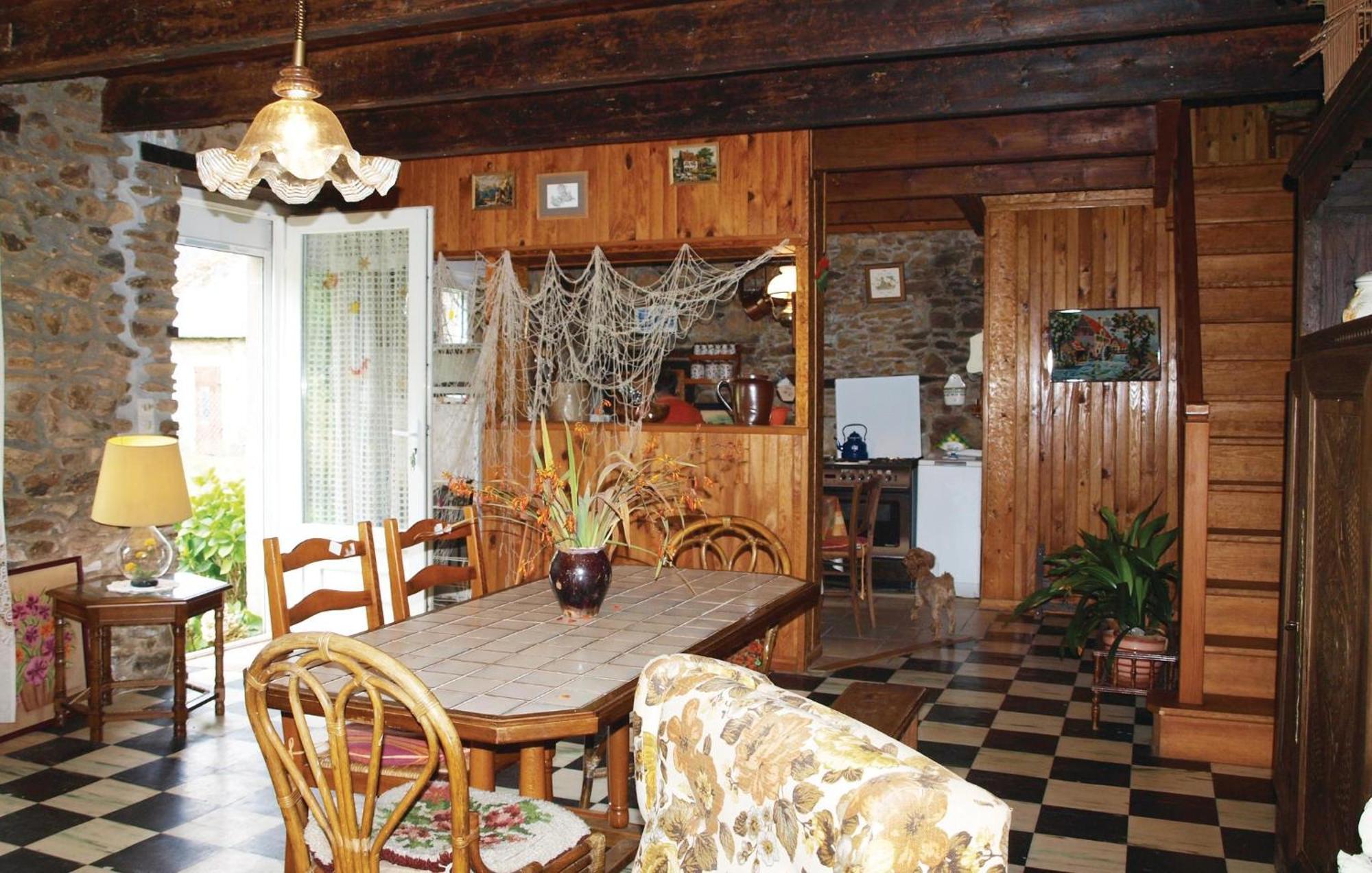 Lovely Home In Le Faouet With Kitchen Esterno foto