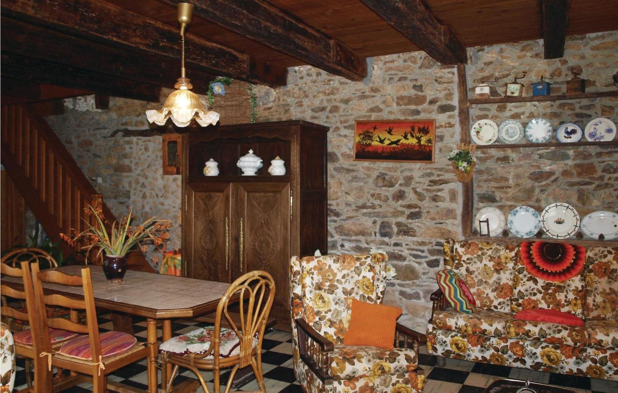 Lovely Home In Le Faouet With Kitchen Esterno foto